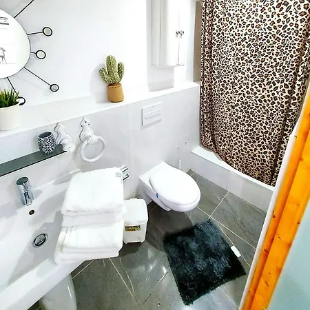 Elegant 3 Bedrooms, Wifi Free Costa Adeje